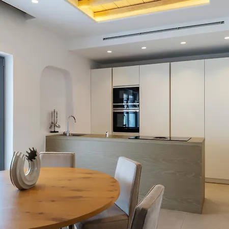 Oasis By Ethos Hospitality Agios Ioannis Diakoftis